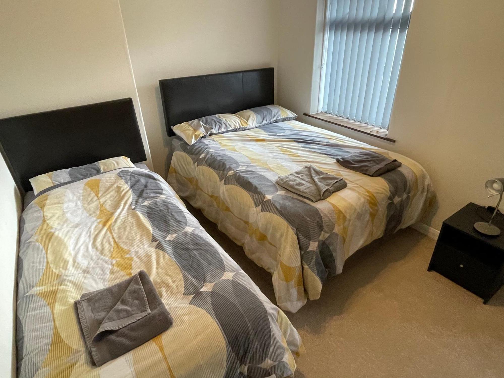 Leavesley Holiday Home Blackpool Bagian luar foto